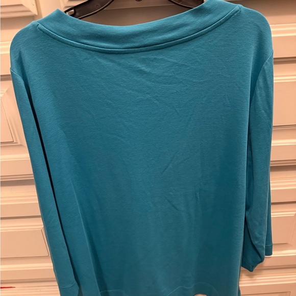 (2) Women's V-Neck pink & turquoise 3/4 Chico’s tops - Picture 5 of 6